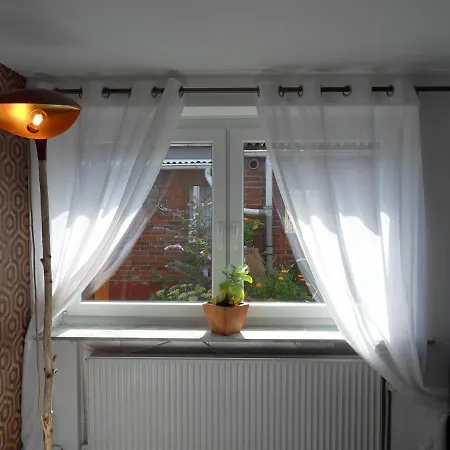 Privartzimmer 'ausfahrt Freihalten' Kwatera prywatna Husum (Schleswig-Holstein)