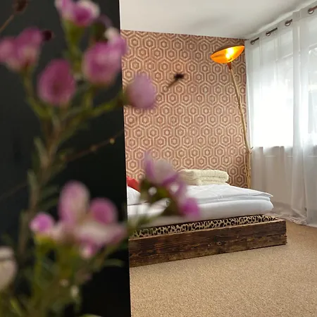 Ubytování v soukromí Privartzimmer 'ausfahrt Freihalten' *