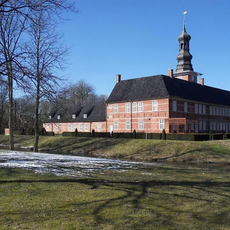 Privartzimmer 'ausfahrt Freihalten' Homestay *